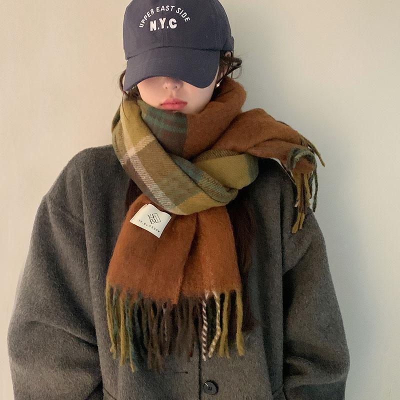 High End Retro Imitation Cashmere Scarf for Women Winter New Color Matching Thickened Student Warm and Cold Proof Scarf