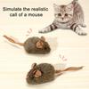 Topolino di peluche per gatti che stimola l'istinto di caccia naturale. Giocattolo interattivo per gatti con attivazione a strappo, morbido e peloso.