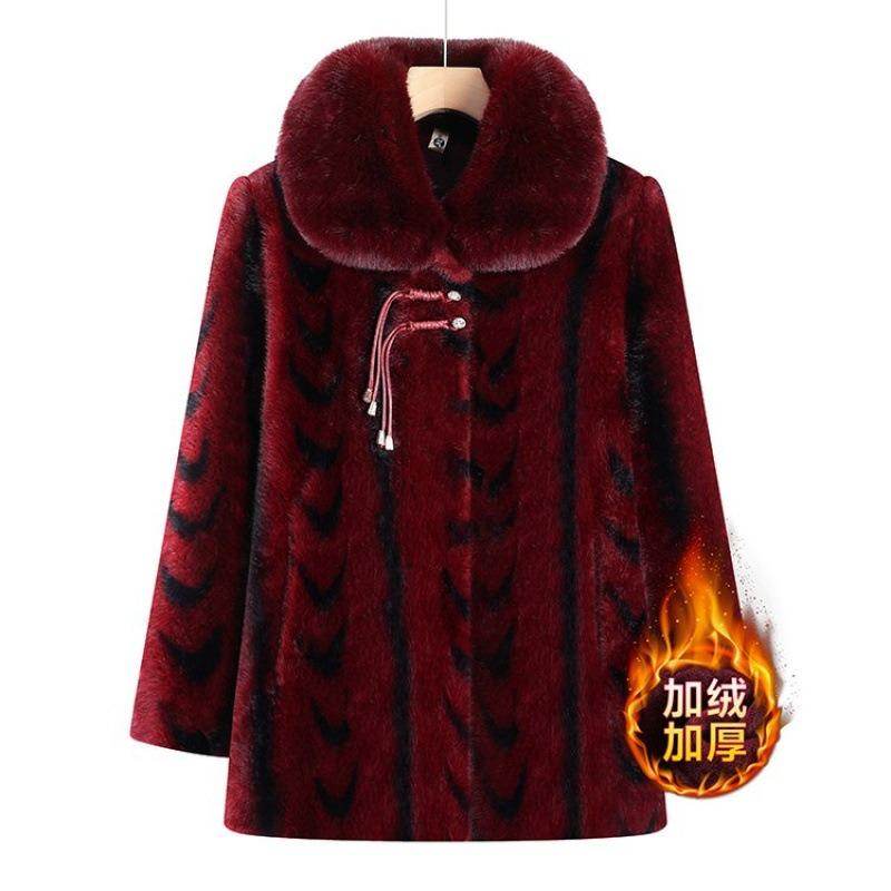

Middle-aged elderly winter clothing female grandmother clothing imitation leather fur coat mother high-end mink velvet coat elderly clothes thickened 1XL recommends 90-52.5kg