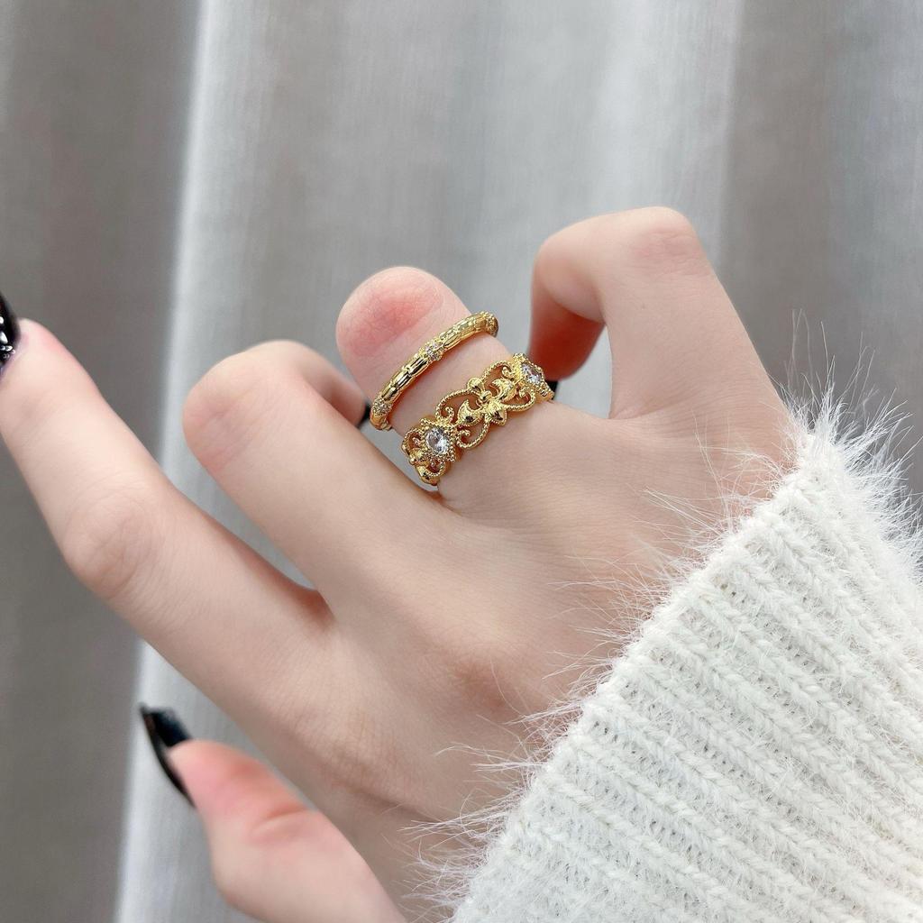 Xiaohongshu's Iris Hollow Ring: 2024 Fashion Luxury, Unique Personality, Versatile Accessory.