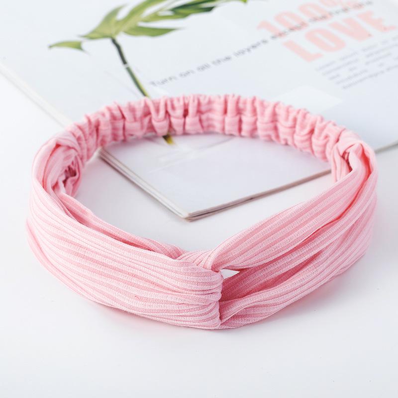 European & American Knit Crossover Headband: Pure Color Elastic Yoga Sports Hair Tie for Women