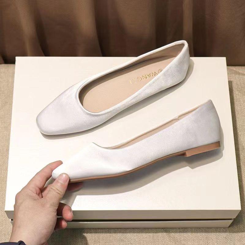 

Жіноче взуття на низьких підборах Елегантне офісне взуття без підошв Квадратний носок Жіноче взуття на плоскій підошві 2024 Літні шикарні новинки пропонують високу якість моди 42