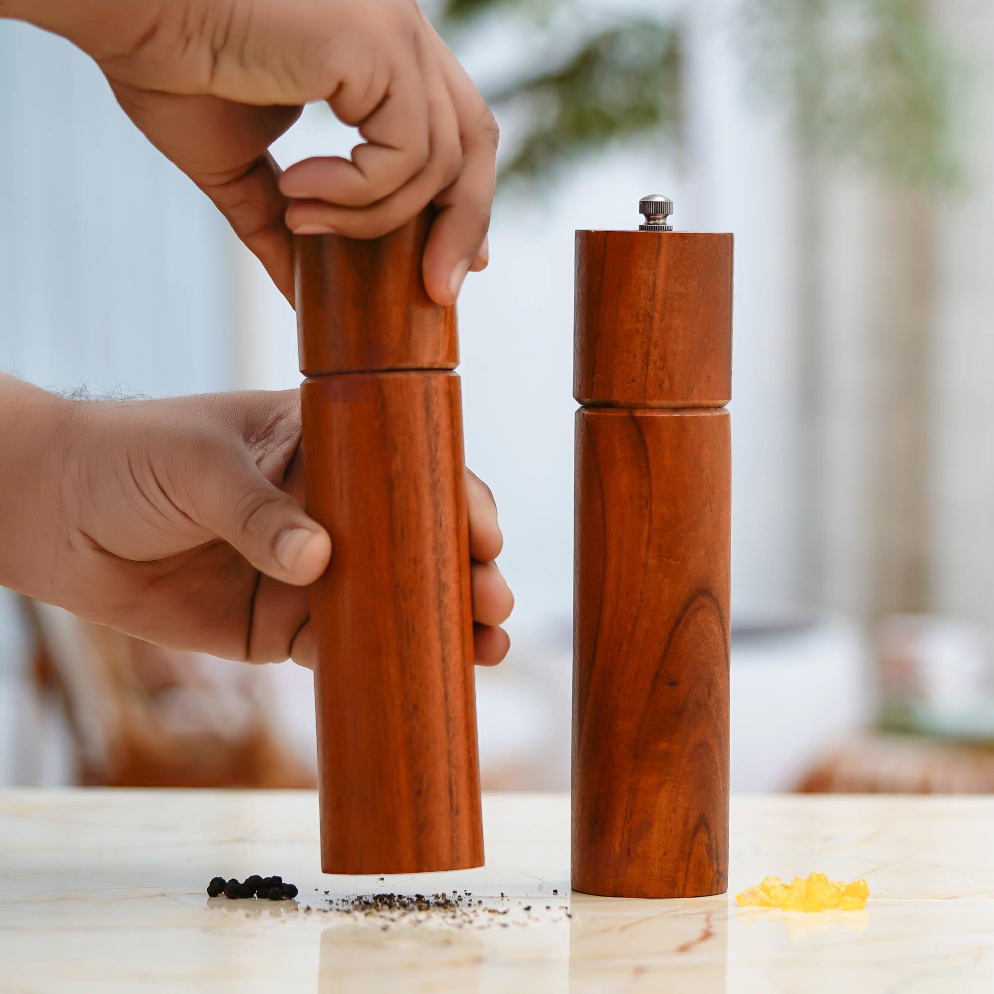 

The Wrightwood Wooden Salt & Pepper Mill (Set of 2)