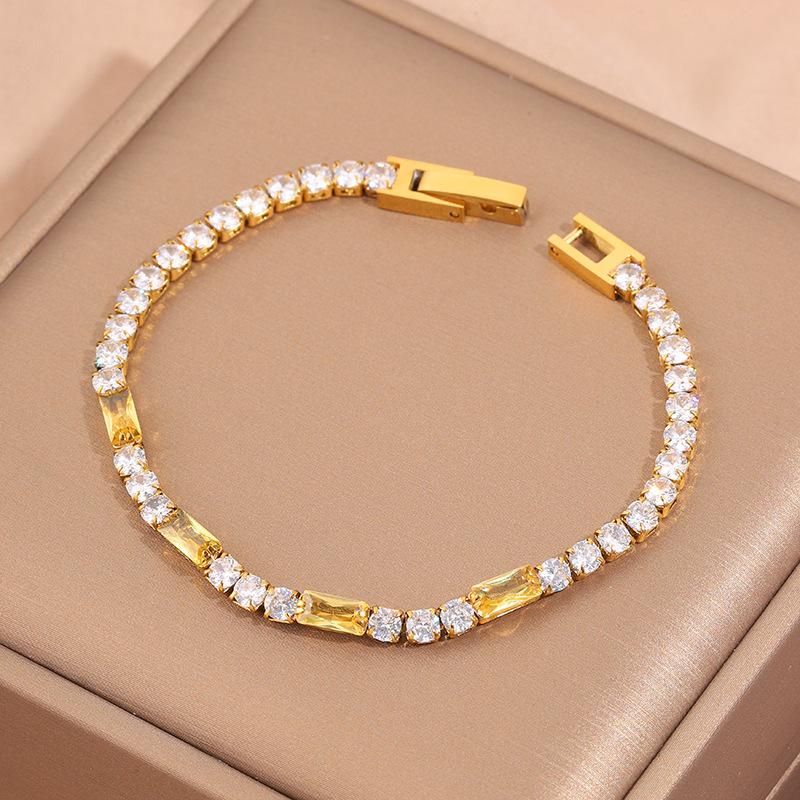 Popular bracelet, titanium steel does not fade, love zircon bracelet, high-end female light luxury niche bracelet, bracelet.