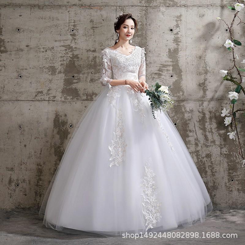 Elegant Lace Wedding Dress Plus Size Brides Slim Fit White Bridal Gown With Tulle Skirt Straps