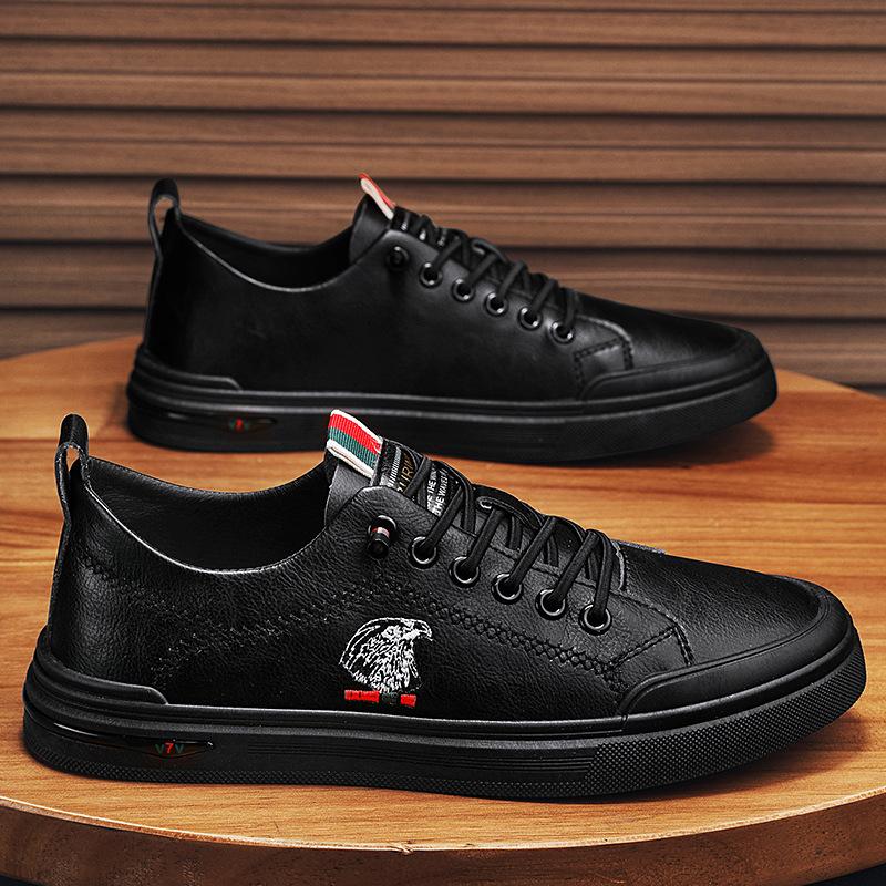 Weiße Board-Schuhe Herren 2025 neu schnürsenkellos lässig vielseitig Sport Trend Herrenschuhe flach Herrenschuhe weiß