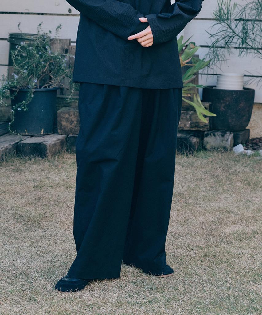 Mallen Unisex Wide Chino Pants Black