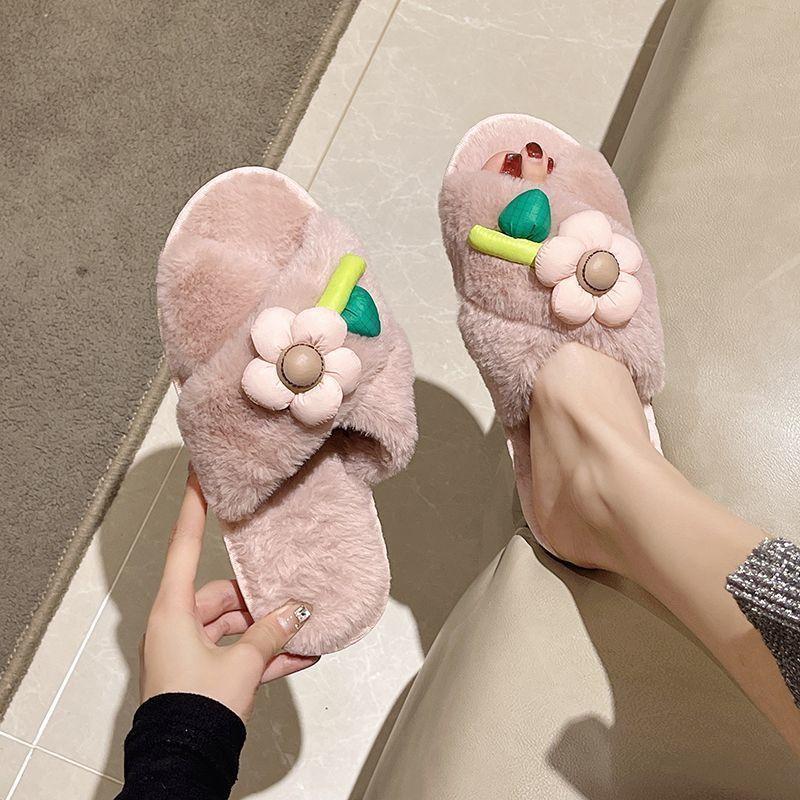 Fashion student flat-bottomed shit-stepping slippers 2025 autumn and winter new non-slip women's cotton slippers women's outer wear