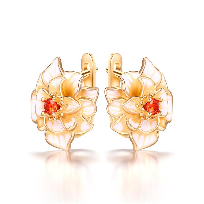 

Huitan Temperament Gold Color Flower Hoop Earrings for Lady Inlaid Bright CZ Fashion Luxury Women s Ear Accessories 2022 Zircon