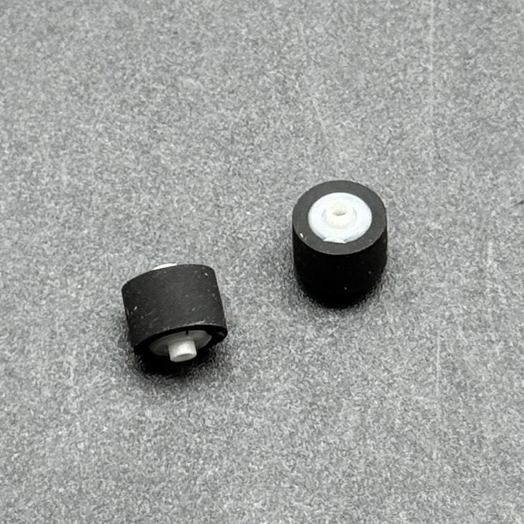 3pcs 7mmx4.5mmx1.2mm Rubber Pinch Roller  for sony Walkman Cassette Deck WM-101 102 103 202 203 404 501 F101 F102 F404