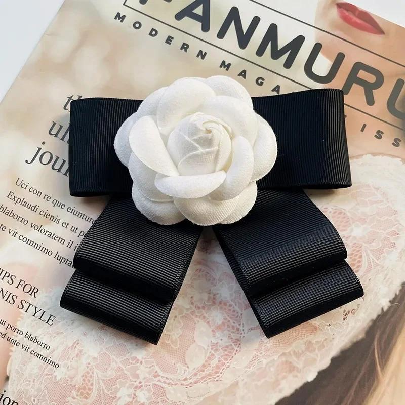 Vintage Camellia Bow Tie Brooch for Women College Fabric Flower Shirt Collar Pin for Wedding Party Preppy Aesthetic Clothing