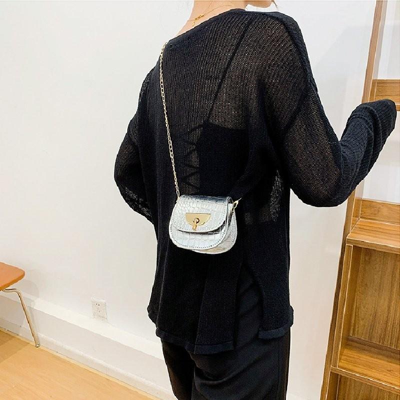 Stylish Small Korean Saddle Bag 2024 Fashion Pu Leather Candy Color Chain Bag