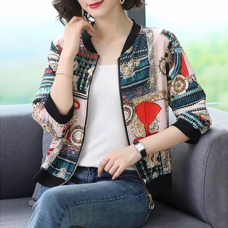 Elegant Spring/Summer Slimming Floral Baseball Jacket, Plus Size Casual Top