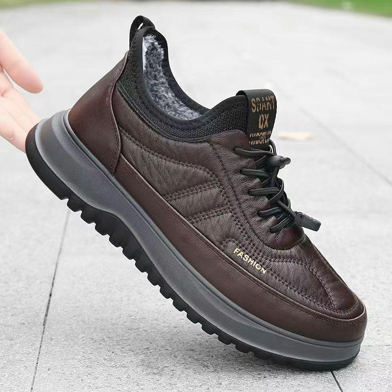 Sports and leisure shoes men's autumn and winter trend velvet warm leather surface non-slip white shoes board shoes