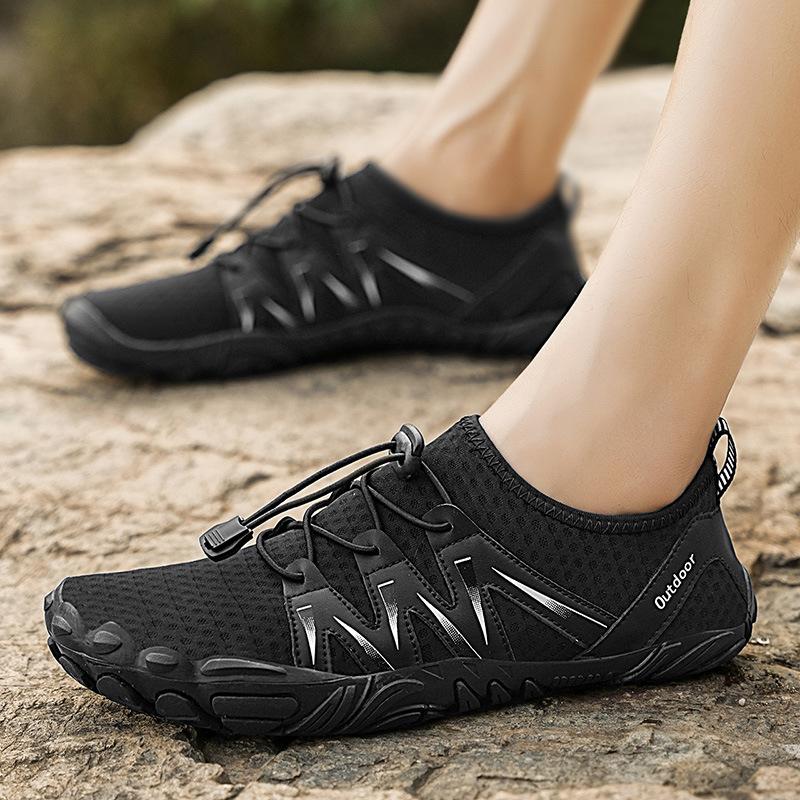 New outdoor breathable non-slip quick-drying and lightweight indoor fitness swimming wading sports shoes