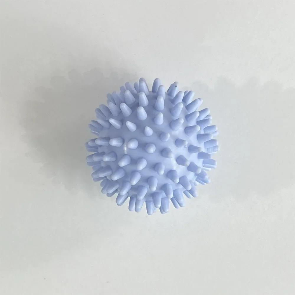 

Natural Reusable Laundry Balls 4 Pack - Clothes Softener Wash Helper Remove Hair Prevent Tangling & Static Free Laundry Tools