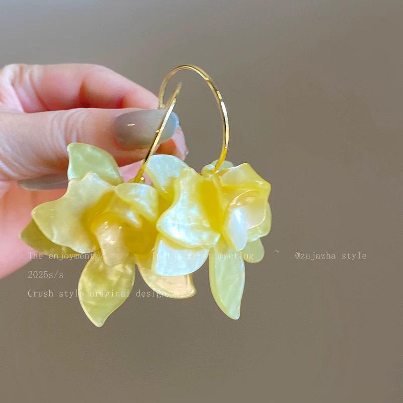 French Floral Petal Stud Earrings: Exquisite Spring Vinegar Acetate Design for Women