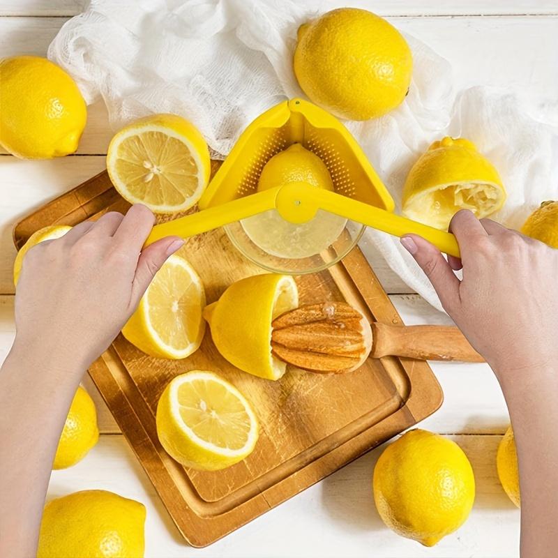 3Set, Manual lemon fruit juicer is easy to squeeze. Manual juicer is a kitchen juice squeezing tool
