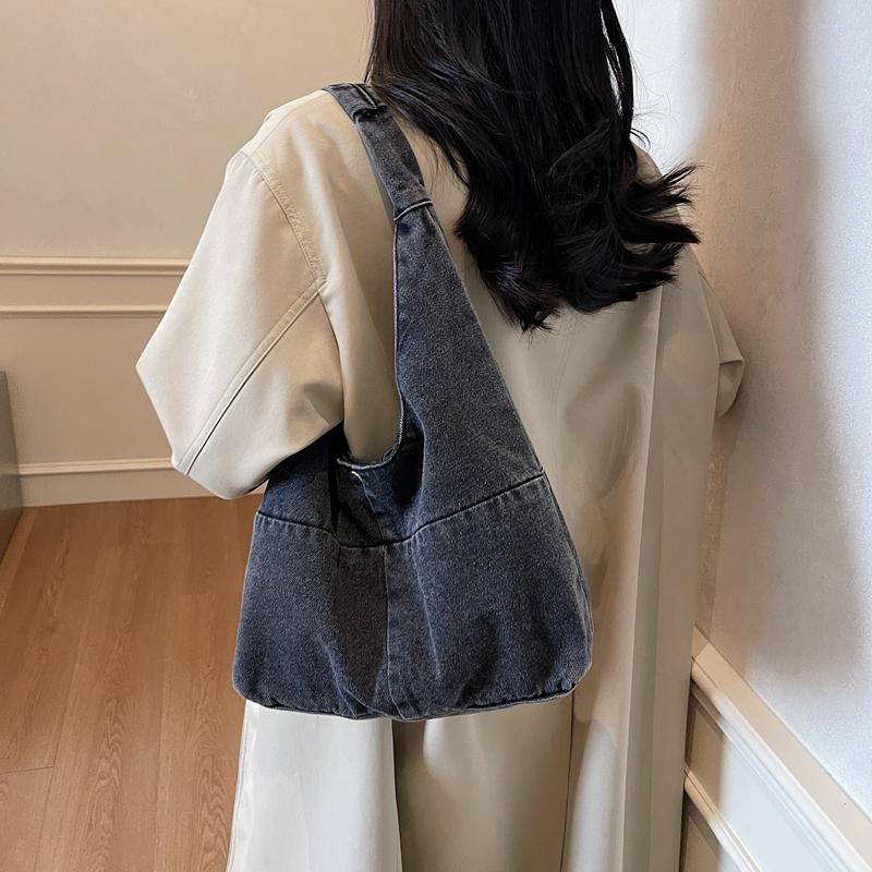 Classic Denim Hobo Bag – Stylish & Durable Shoulder Tote for Women, Perfect for Everyday Use