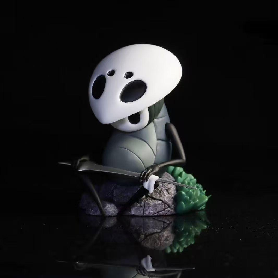 

New Game Hollow Knight Anime Figure 8cm Shenju 22cm Green Action Doll Desktop Decor Fans Collectible Models Toys Christmas Gifts With box