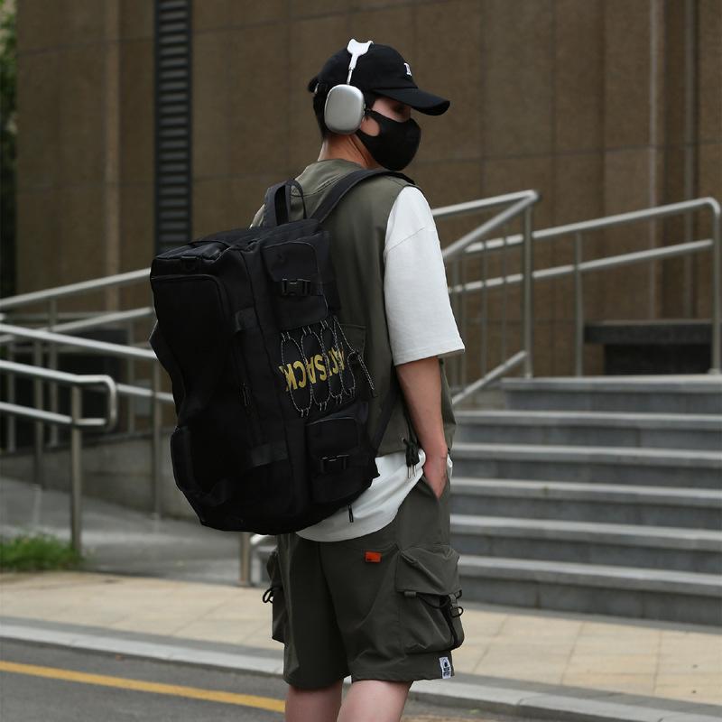 Couple Multifunctional Large Capacity Fashion Trendy Cool Portable Travel Bag Dry and Wet Separation Sports Fitness Bag Can Cover Tie Rod