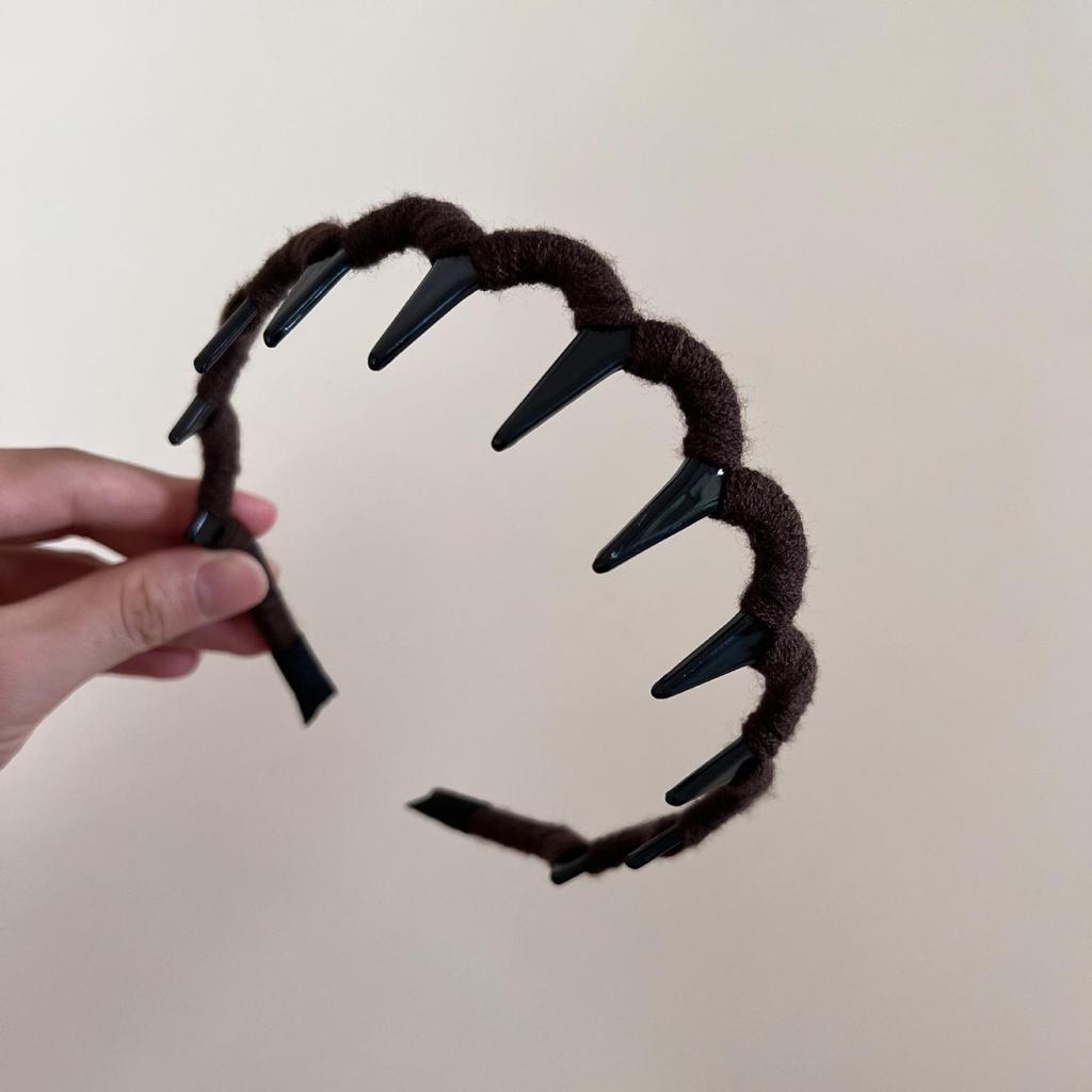 Women's Fluffy Wool Tooth Wave Headband: Autumn/Winter Non-Slip, High Skull Top, All-Match Temperament Hairpin.