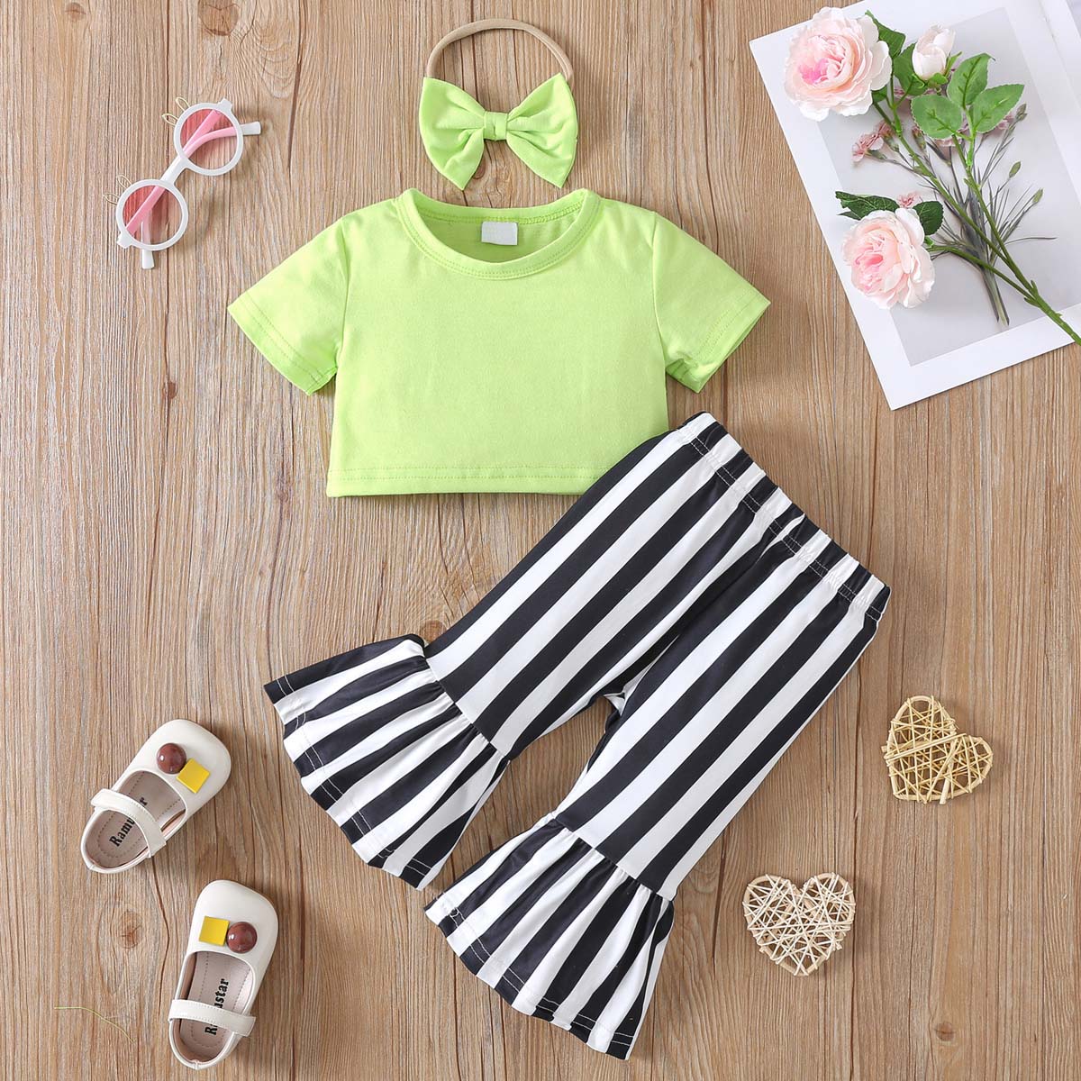 

Baby Girl Clothing Set 0-2Y Summer Green Short Sleeve T-Shirt with Striped Flare Pants and Headband 3PCS Outfit 18-24M світло-зелений колір