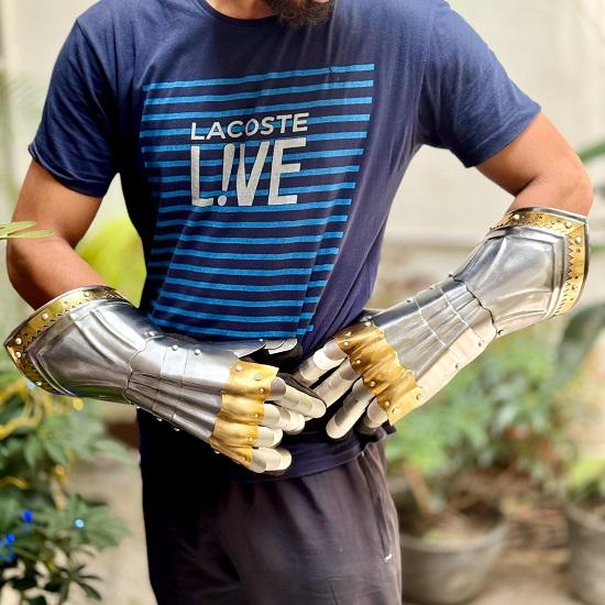 Medieval Battle Warrior Brass Steel Gauntlet Gloves Medieval LARP Hand Armor Cosplay And Halloween Costume Gear