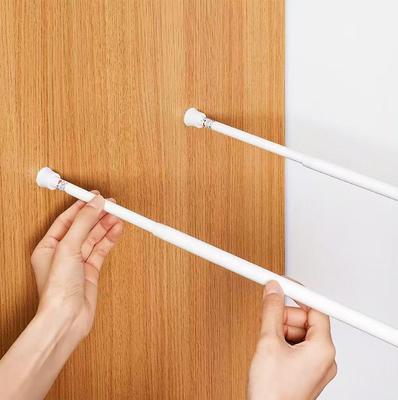 Teleskopische, bohrfreie Trockenstange - Weiß einbrennlackiert für Balkon- oder Badezimmervorhänge und Kleidung