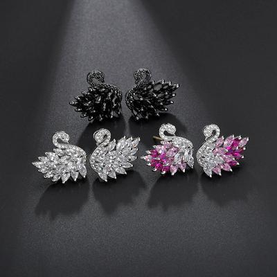Orecchini Moda Temperamento Adorabili Cigno Colorato Corindone Rosso Zirconia con Sfumatura Rosa Orecchini da Donna