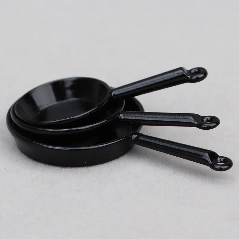 1:12 Miniature Dollhouse Kitchen Utensils: 3-Piece Alloy Frying Pan Set
