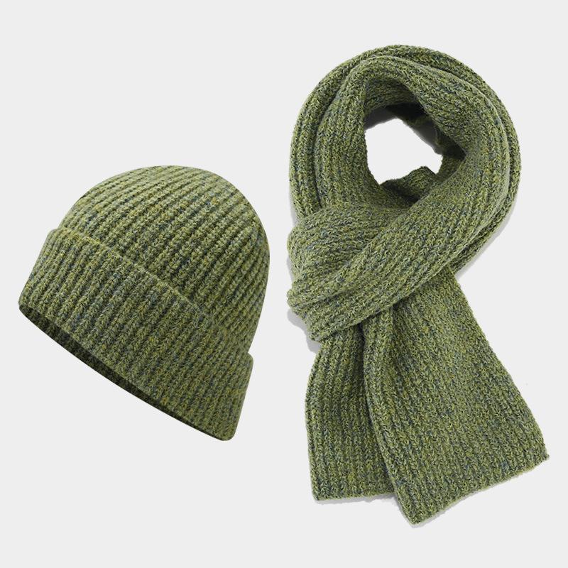 New two-color striped thickened hat, scarf set, autumn and winter outdoor cold-proof knitted hat two-piece set