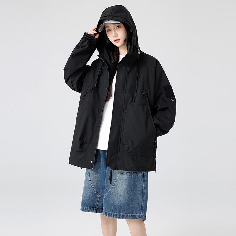 Men's 2024 Mountain Series Embroidered Outdoor Windbreaker Jacket: Functional, Trendy Workwear Coat