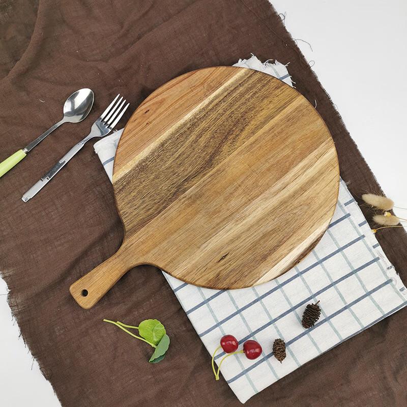 Servírovací a pizza prkénko z akáciového dřeva