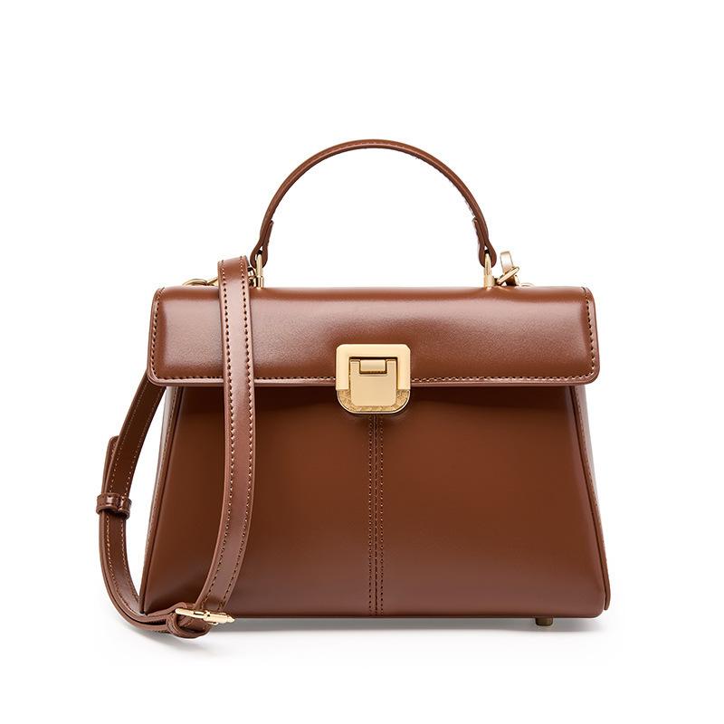 

Horseshoe Buckle Commuter Leather Kelly Bag Premium Texture Handbag Shoulder Messenger Bag темно-коричневого кольору