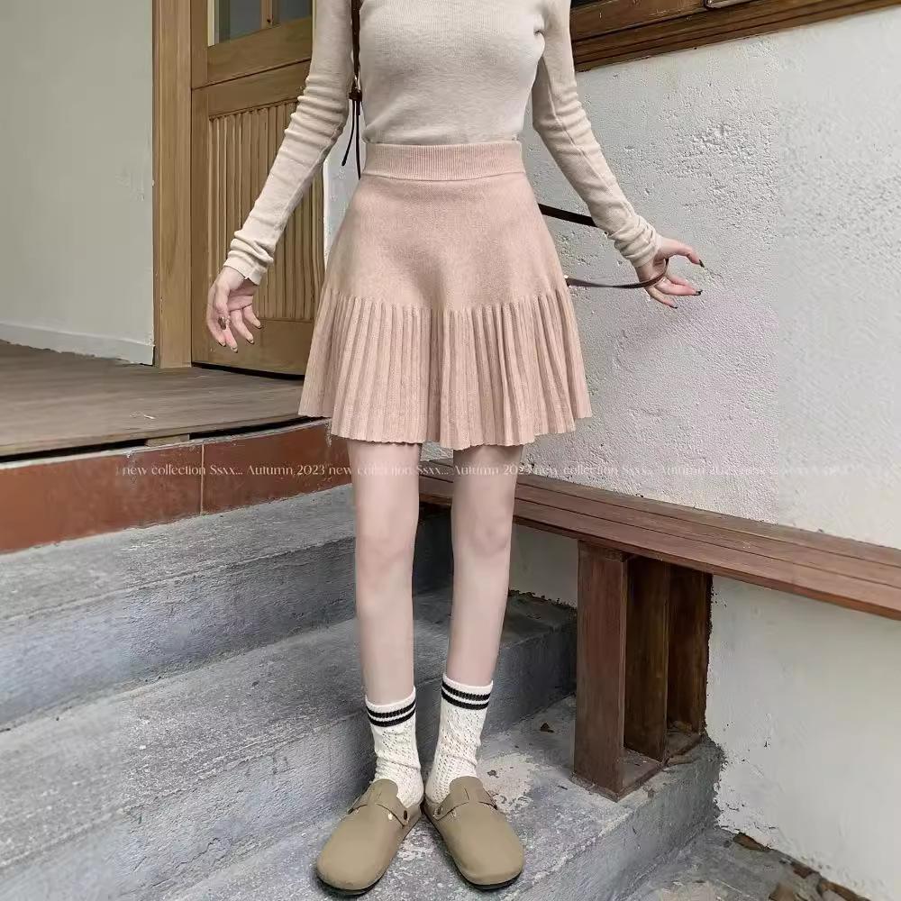 High Waisted Loose A-line Pleated Short Skirt Solid Color Knitted Half Skirt for Women