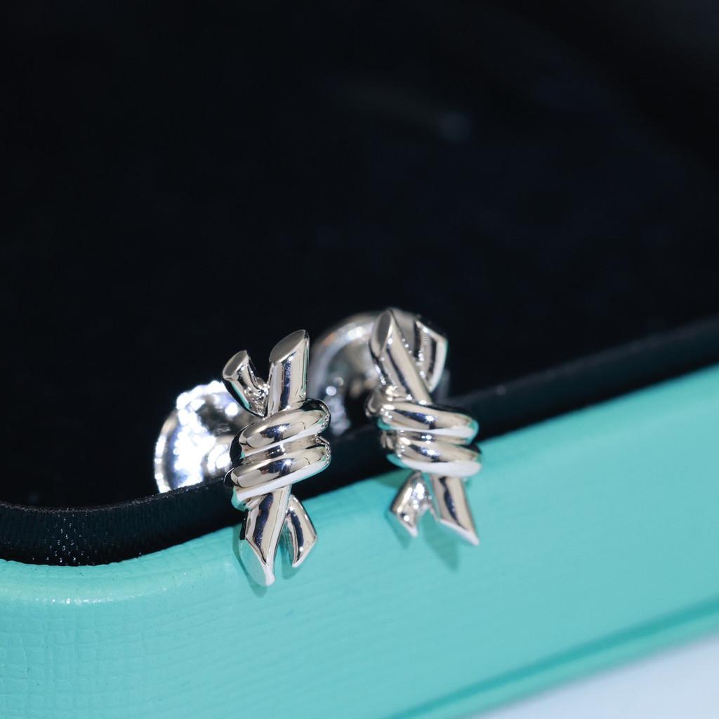 Knot Earrings, Three Color Anti Allergic Material, Birthday Gift, Gifts for Men and Women, Daily Outfit Sweet and Romantic Non-allergenic Material