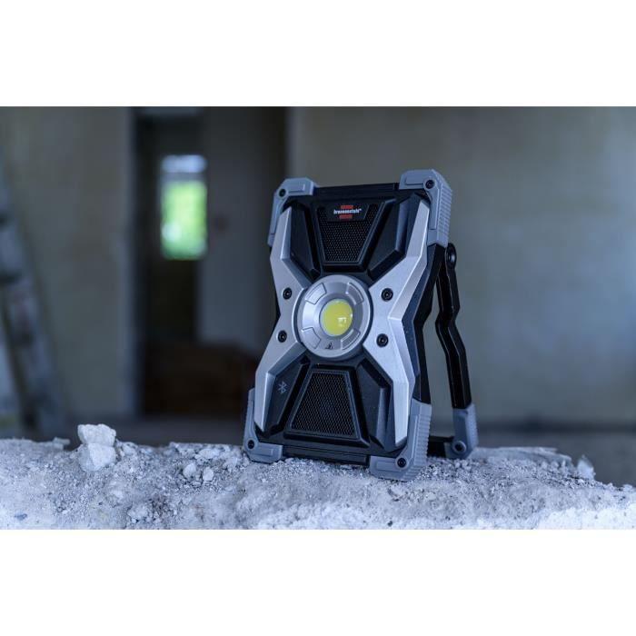 Brennenstuhl Projecteur portable LED / Projecteur de travail LED RUFUS 3010 MA avec haut-parleur Bluetooth 3000 lumens