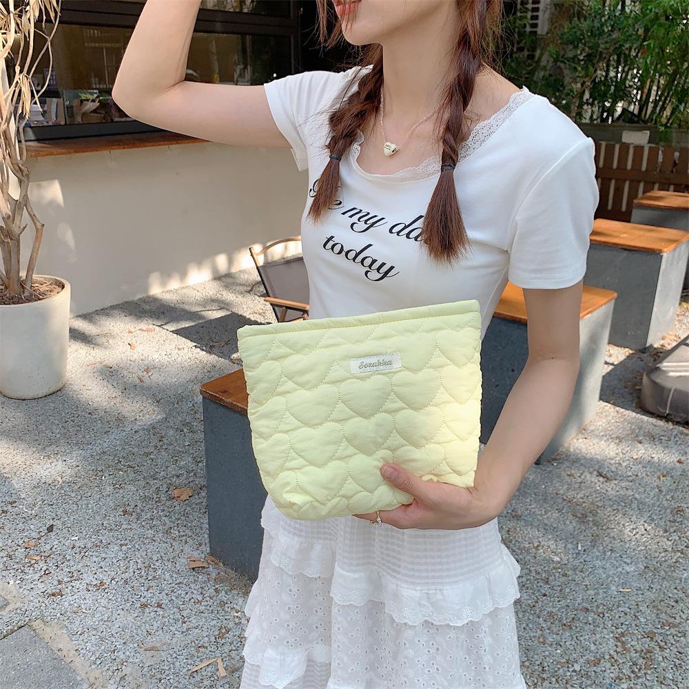 Sweet Heart Lovely Pattern Large Capacity Cosmetic Bag Makeup Pouch Lipstick Bag