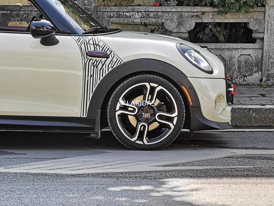 Mini Cooper S F55/F56/F57 Front Bumper Lip Accessory