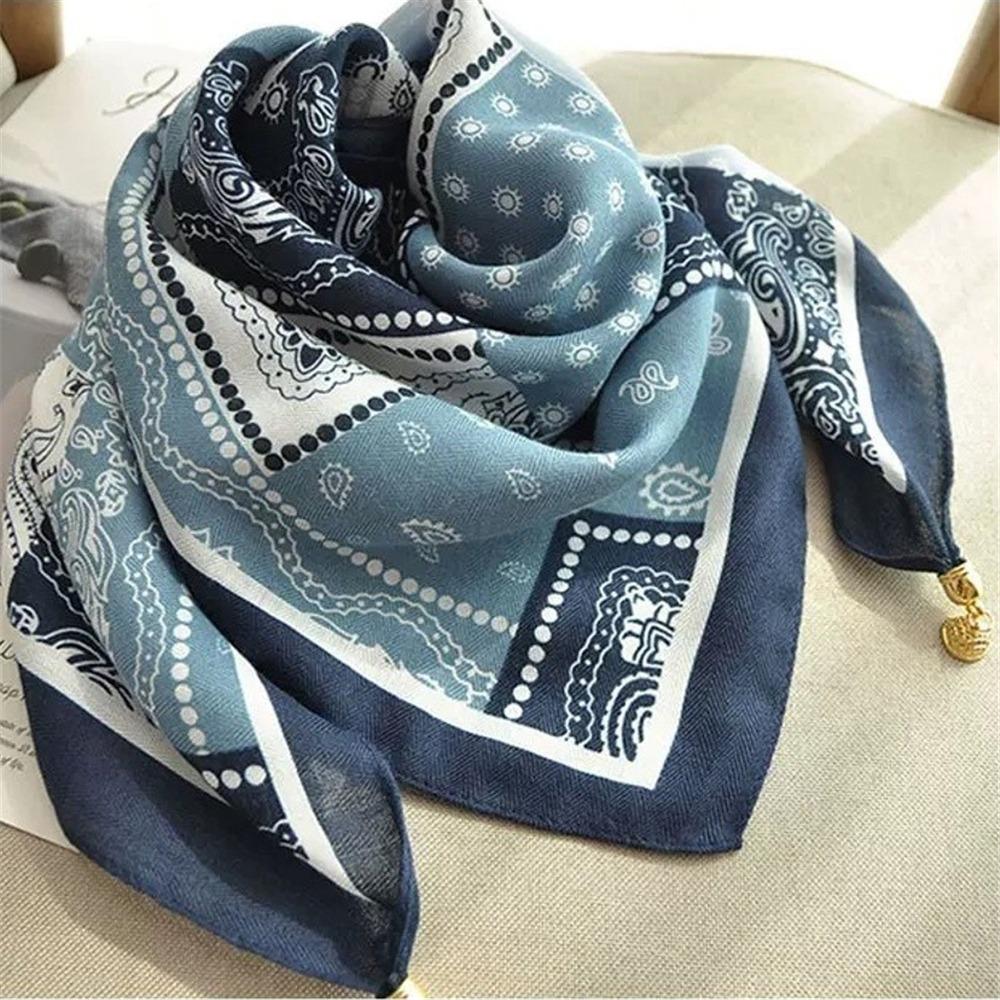 

Neck Protection Soft Cotton Magnetic Scarf Magnetic Buckle Floral Print Square Scarf 65x65cm Women Neckerchief Women Fashion