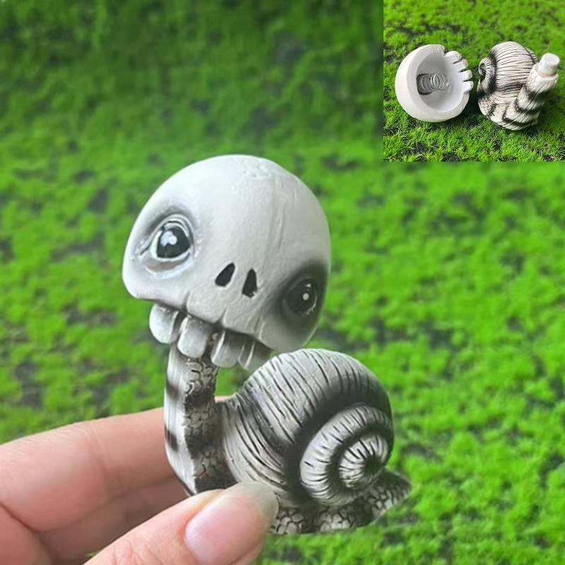 Cute Cartoon Skull Snail Sculpture Halloween Decoration Made Of Durable Resin Material