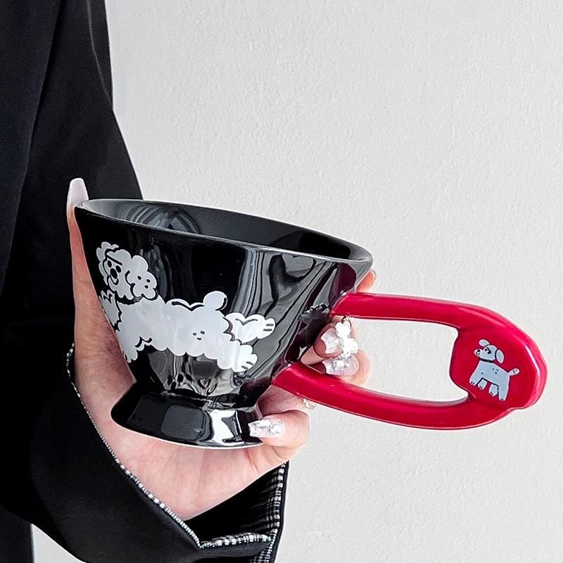 

1 шт. Необычная милая керамическая кружка с высоким эстетическим и креативным чувством дизайна, чашка с маленькой собачкой, офисная чашка для завтрака 201-300ml