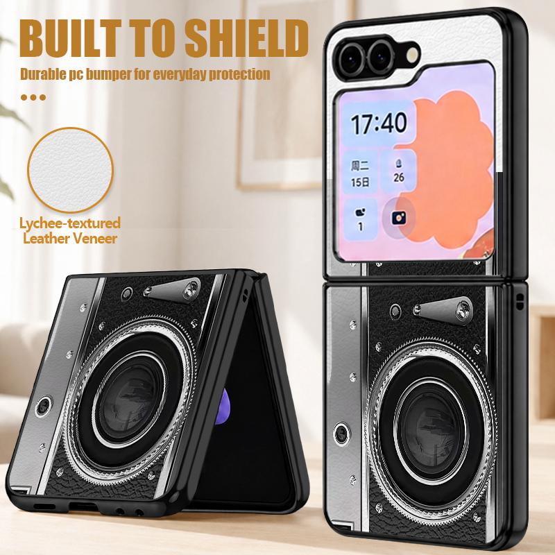 Retro Game Boy Camera Print Case For Samsung Z Flip 8 7 6 5 Luxury Leather Skin Hard Folding Phone Cover For Galaxy Z Flip8 Flip7 Flip6