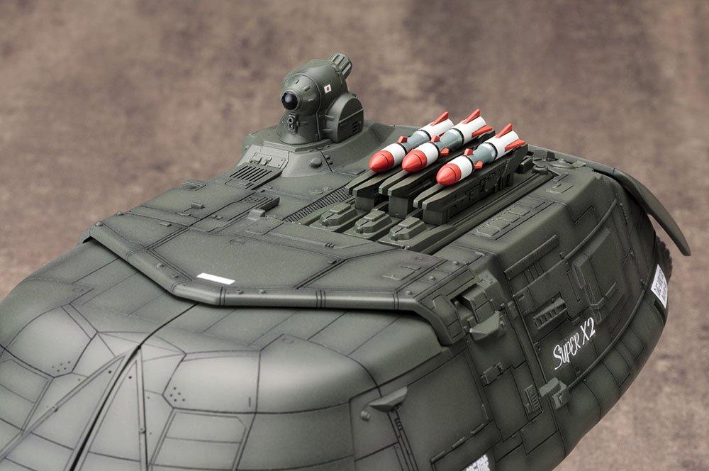Kotobukiya Godzilla vs. Biollante Super X2, 1/144 scale plastic model, approximately 250mm in length