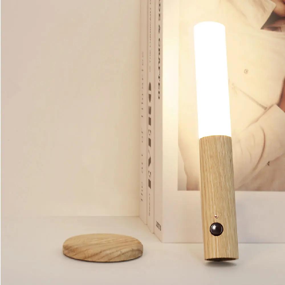 LED Holz Magnetischer Bewegungssensor Nachtlicht, USB Wiederaufladbare Atmosphärenlampe für Treppenhaus Flur Schlafzimmer Schrank