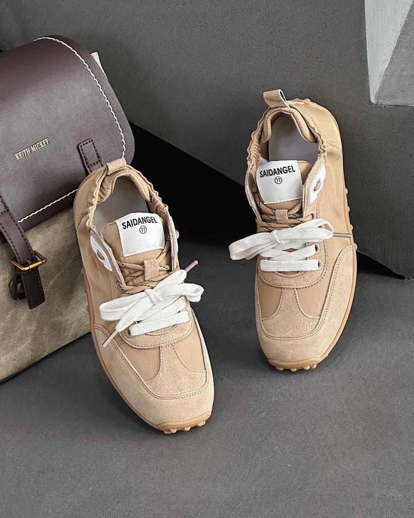European Station 2025 Classic Color Matching Lace-up Flat-bottomed Fashion Training Shoes Ins Leather Versatile Casual Sports Shoes