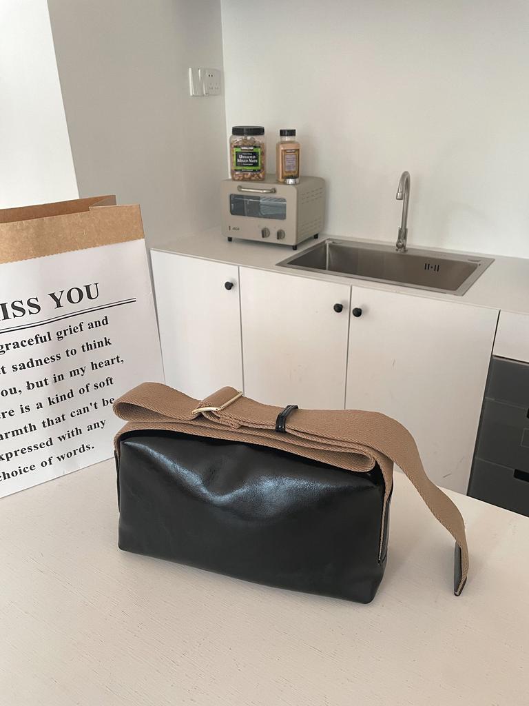 Korean-Style Women's Genuine Leather Crossbody Bag with Wide Strap - Streetwear Shoulder Bag 2026 Summer Square Pillow Bag