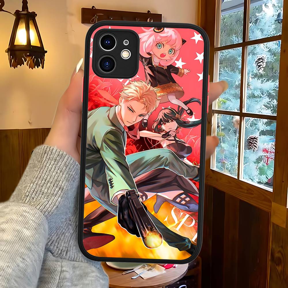 Classic Anime Spy X Family Phone Case For Iphone 16 14 15 16 13 12 11 16 Pro Max X XS MAX Plus Cover Matte TPU