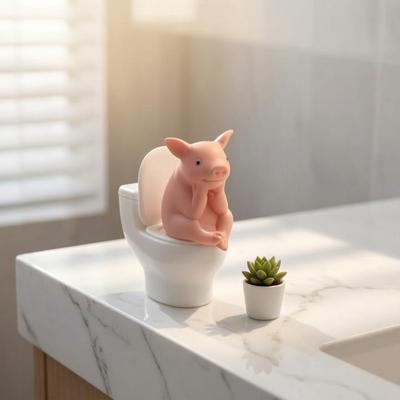 Miniature Pink Pig Toilet Figurine, Sitting On Toilet Thinking Pig Statue, Cartoon Farm Animal Decoration for Home, Office, Bathroom